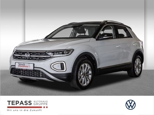 Weiss Gebraucht 2024 VW T-Roc Style SUV | 27.511 € (Guter Preis) - Bild 1/4