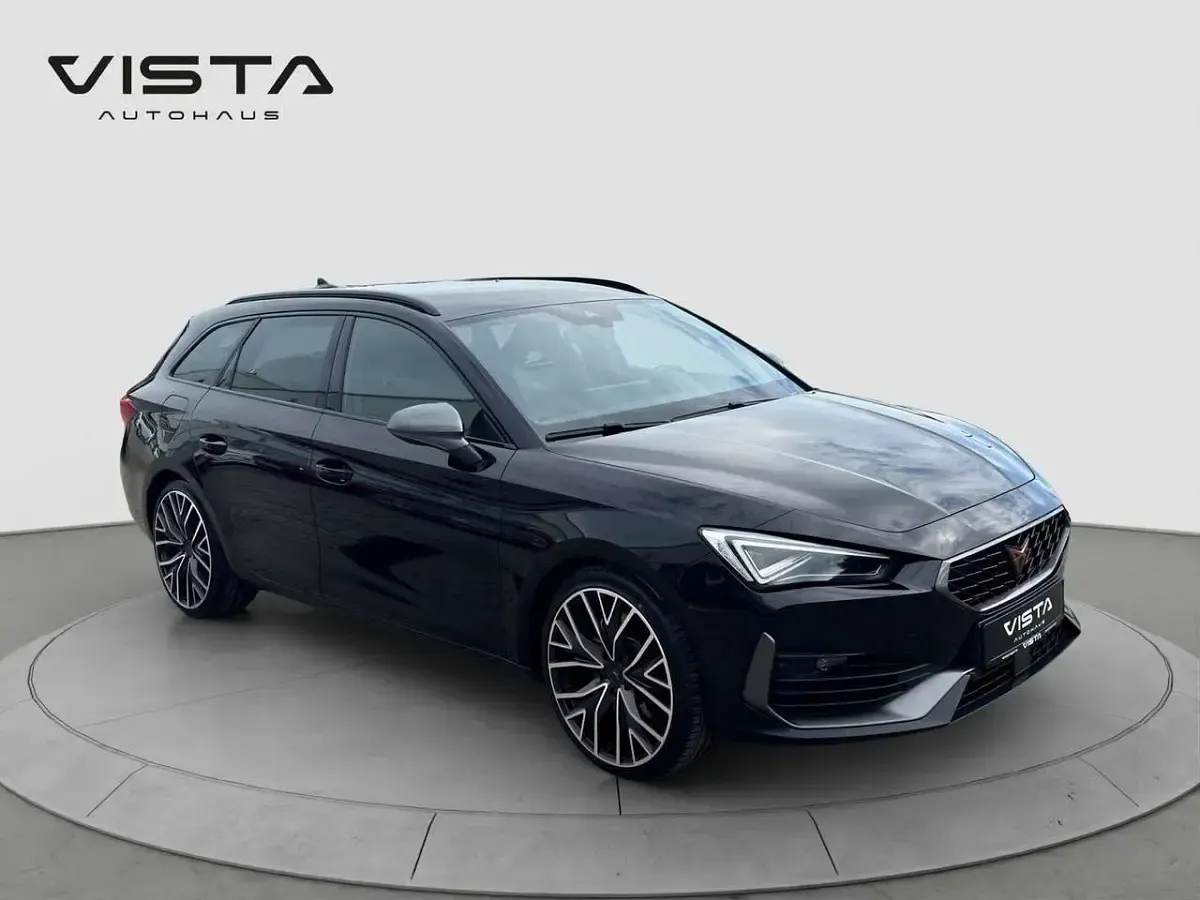 Gebraucht Cupra Leon VZ 310 PS (228 kW) 2023 Mitternachtsschwarz Kombi