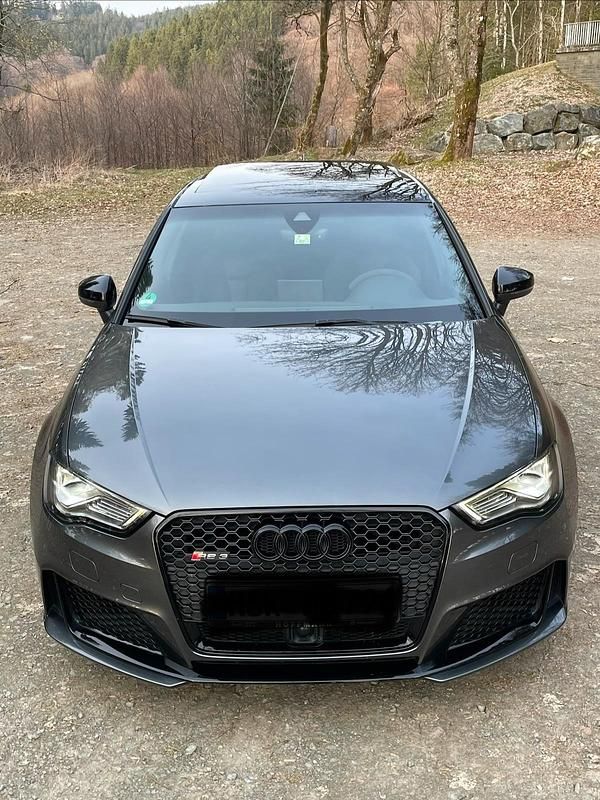 Gebraucht Audi RS3 Sport 367 PS (269 kW) 2016 Grau Limousine