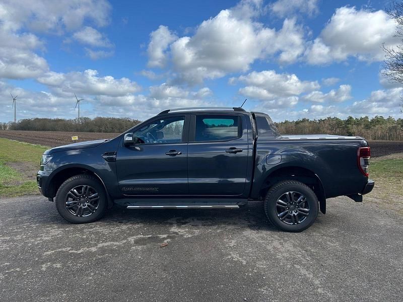 Gebraucht Ford Ranger 212 PS (155 kW) 2022 Grau Pickup