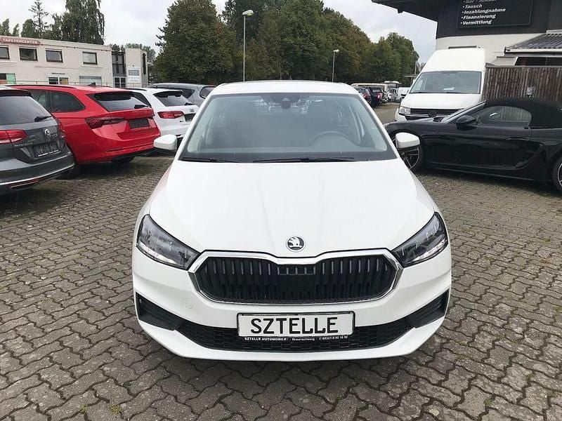 Gebraucht Skoda Fabia Active 80 PS (58 kW) 2023 Weiß Kleinwagen