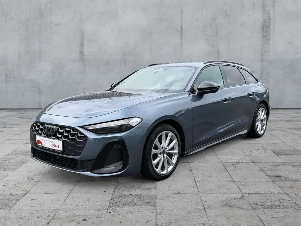 Second-hand Audi A5 Ambiente 299 CP (219 kW) 2025 Albastru Break