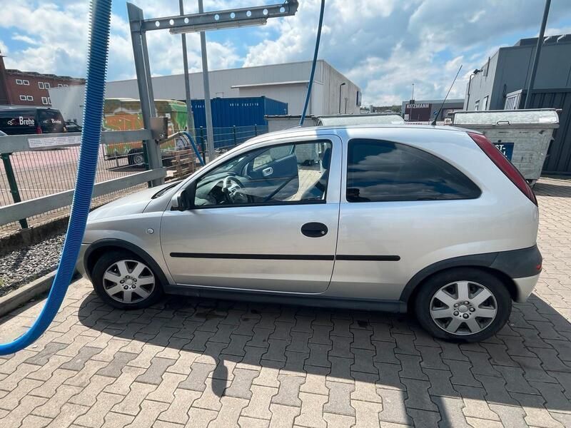 Silber Gebraucht 2003 Opel Corsa Kleinwagen | 400 € (Superpreis) - Bild 1/4