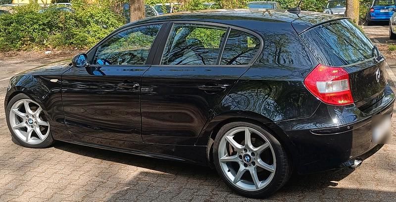 Second-hand BMW 116 115 CP (84 kW) 2006 Negru Hatchback