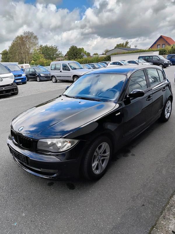 Schwarz Gebraucht 2008 BMW 116 M Sport Kleinwagen | 3.950 € - Bild 1/4