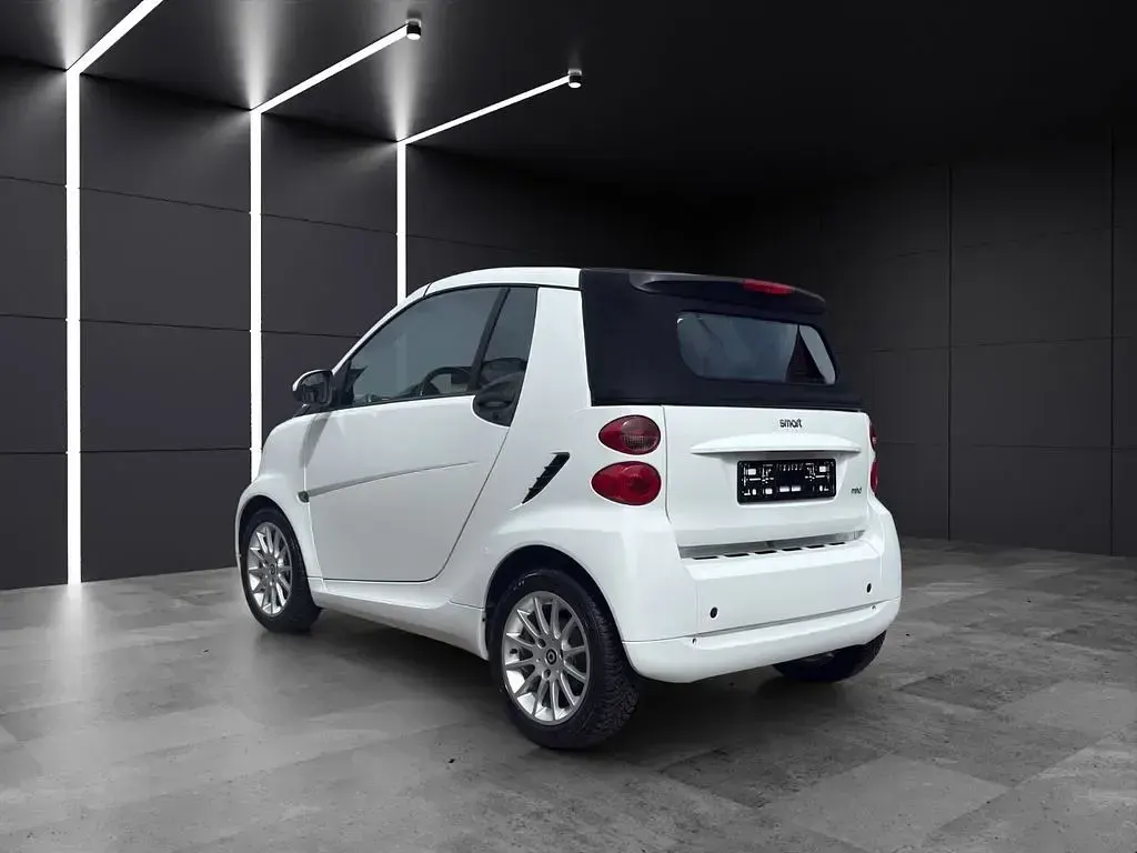 Gebraucht Smart ForTwo Cabrio Passion 71 PS (52 kW) 2011 Weiß Cabrio