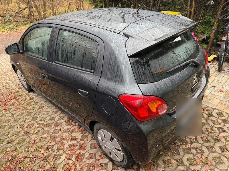 Gebraucht Mitsubishi Space Star 71 PS (52 kW) 2014 Van / Kleinbus