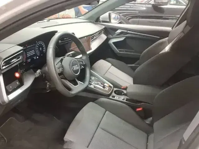Gebraucht Audi A3 S-Line 116 PS (85 kW) 2025 Weiß Limousine