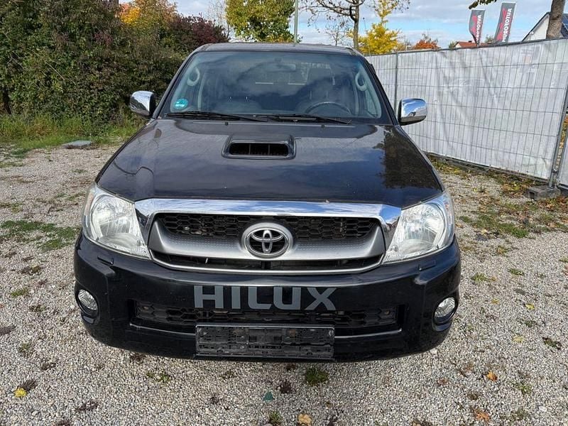 Schwarz Gebraucht 2010 Toyota HiLux Sol Abholung | 12.900 € (Guter Preis) - Bild 1/4