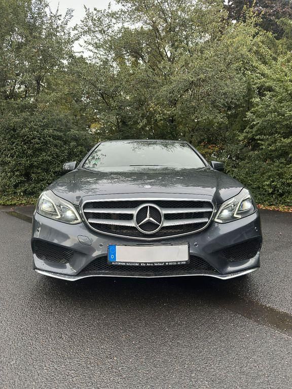 Gebraucht Mercedes E200 136 PS (100 kW) 2014 Grau Limousine