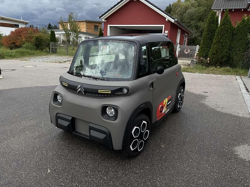 Grau Gebraucht 2024 Citroën AMI Kleinwagen | 7.500 € - Bild 1/4