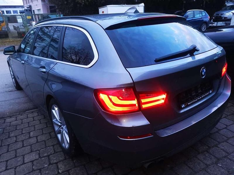 Gebraucht BMW 520 184 PS (135 kW) 2012 Beige Kombi