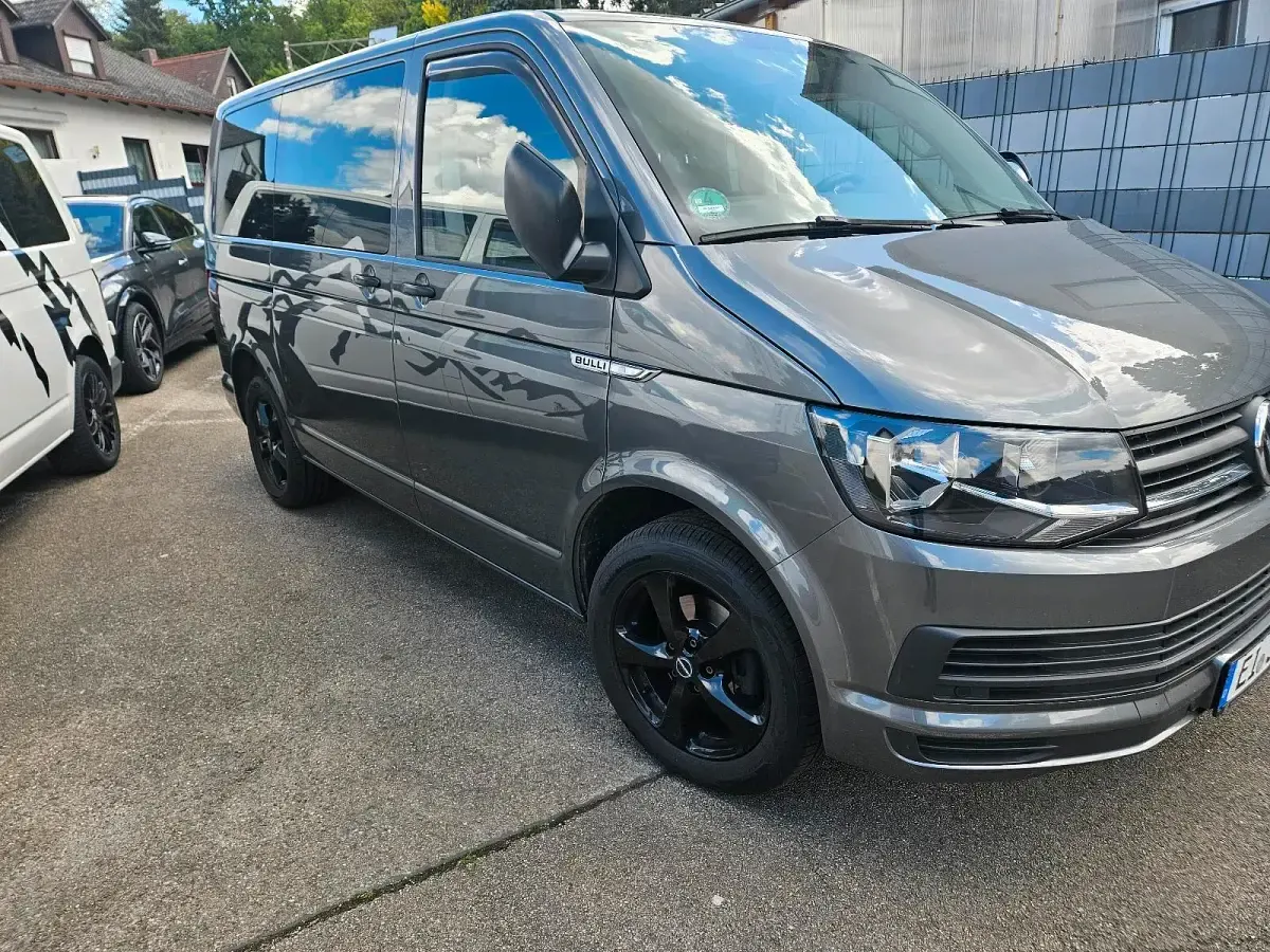 Używany VW T6 150 KM (110 kW) 2018 Szary Van