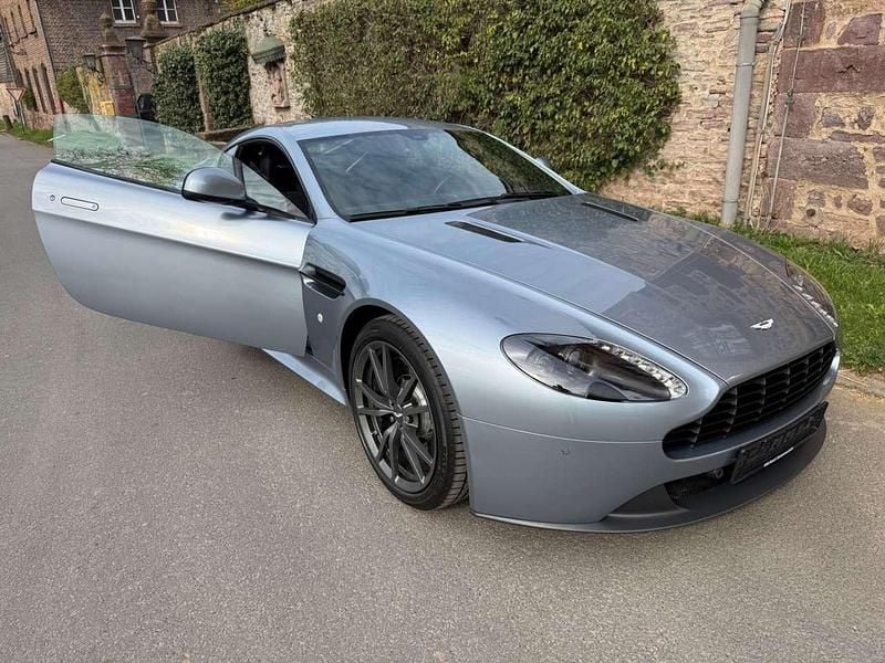 Gebraucht Aston Martin V8 436 PS (320 kW) 2016 Skyfall silver Coupé