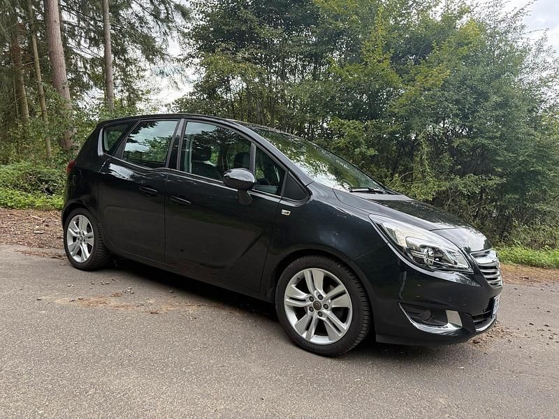 Gebraucht Opel Meriva 120 PS (88 kW) 2014 Schwarz Van / Kleinbus