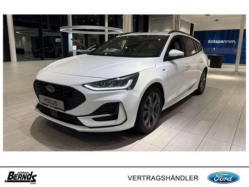 Gebraucht Ford Focus ST-Line 125 PS (91 kW) 2025 Frozen white Kombi