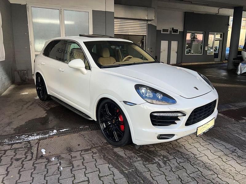 Gebraucht Porsche Cayenne Turbo 500 PS (367 kW) 2011 Weiß SUV