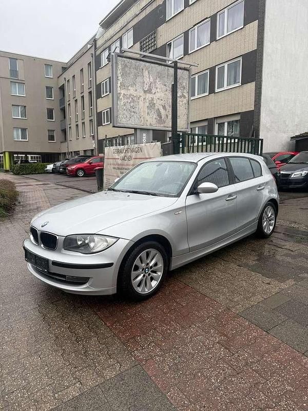Gebraucht BMW 116 116 PS (85 kW) 2007 Titansilber metallic Kleinwagen