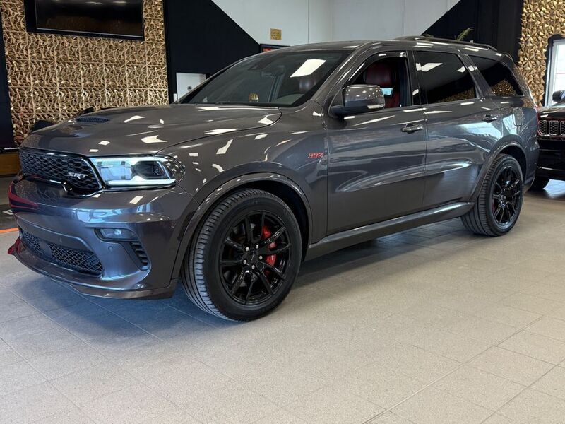 Grau Gebraucht 2018 Dodge Durango SUV | 40.600 € (Fairer Preis) - Bild 1/4