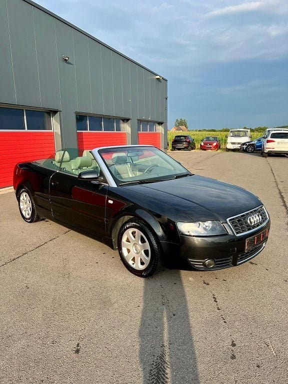 Schwarz Gebraucht 2005 Audi A4 Cabriolet Cabrio | 5.498 € (Fairer Preis) - Bild 1/4