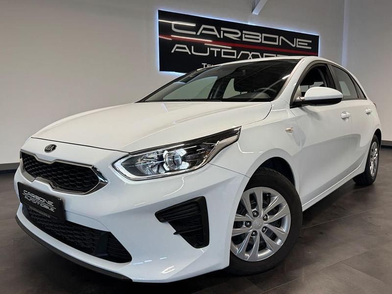 Weiß Gebraucht 2019 Kia Ceed 2 Limousine | 13.590 € (Fairer Preis) - Bild 1/4