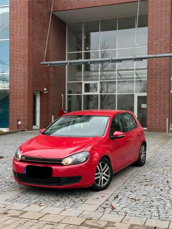 Rot Gebraucht 2009 VW Golf VI Kleinwagen | 3.450 € (Superpreis) - Bild 1/4
