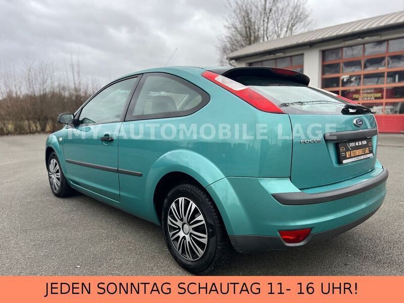 Gebraucht Ford Focus Ambiente 80 PS (58 kW) 2007 Blau Limousine