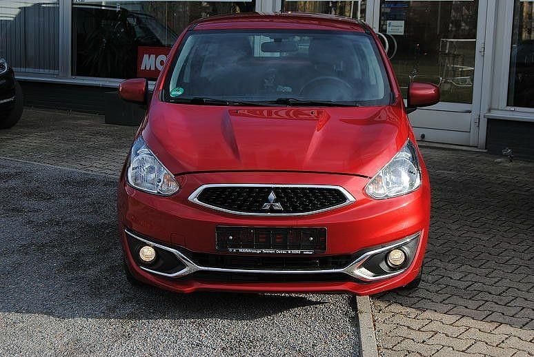 Gebraucht Mitsubishi Space Star Active 71 PS (52 kW) 2017 Rot Kleinwagen