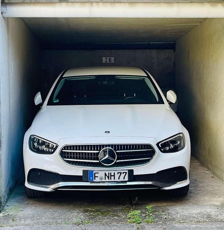 Gebraucht 2020 Mercedes E220 Exclusive Limousine | 38.990 € (Fairer Preis) - Bild 1/4