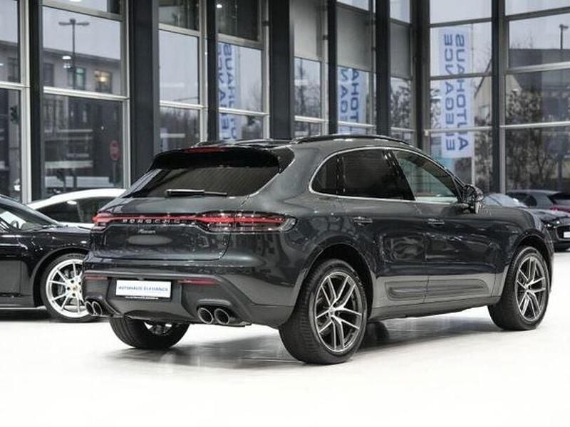 Gebraucht Porsche Macan 265 PS (194 kW) 2022 Vulkangraumetallic SUV