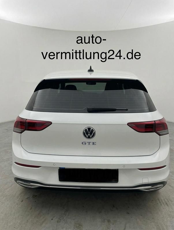 Gebraucht VW Golf VIII GTE 150 PS (110 kW) 2021 Pure white Kleinwagen