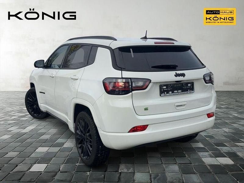 Gebraucht Jeep Compass Altitude 131 PS (96 kW) 2024 Weiß SUV