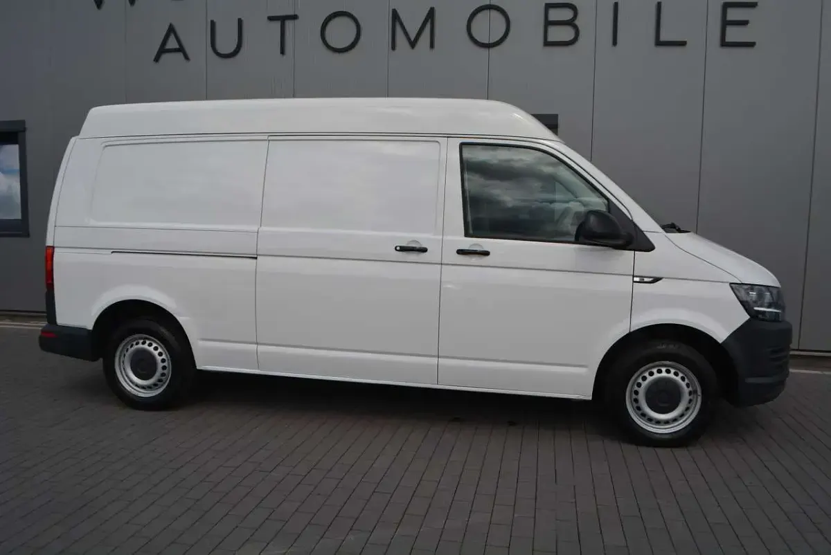 Używany VW Transporter 150 KM (110 kW) 2018 Biały Van