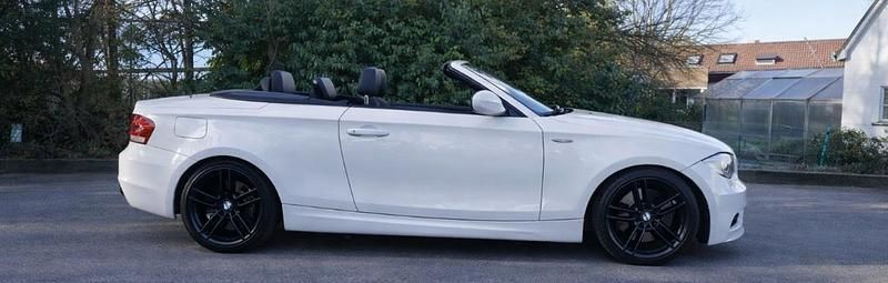Gebraucht BMW 135 Cabriolet Performance 306 PS (225 kW) 2011 Weiß Cabrio
