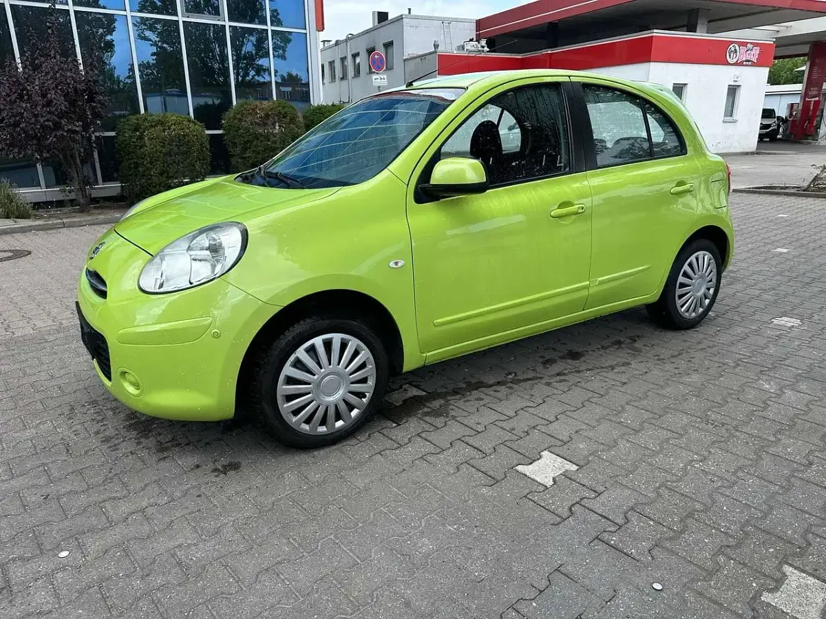 Gebraucht Nissan Micra Acenta 80 PS (58 kW) 2012 Spring green metallic Kleinwagen