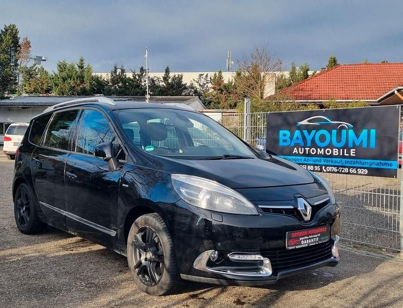 Schwarz Gebraucht 2015 Renault Scénic III Bose Edition Van / Kleinbus | 7.290 € (Fairer Preis) - Bild 1/4