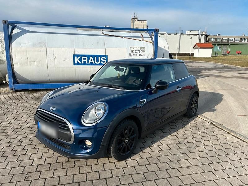 Blau Gebraucht 2017 Mini ONE Kleinwagen | 10.600 € (Fairer Preis) - Bild 1/4