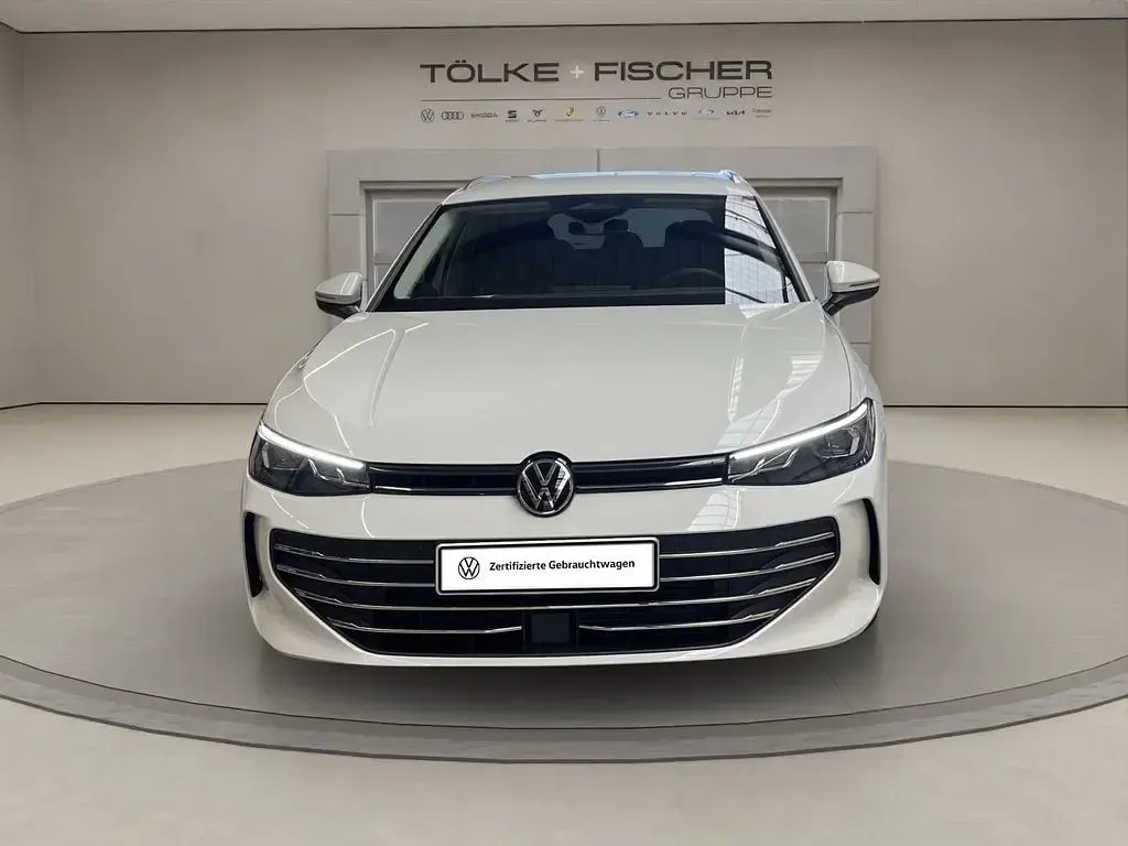 Gebraucht VW Passat Business 150 PS (110 kW) 2026 Weiß Kombi
