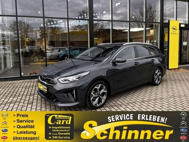 (h8g) dark penta metal m Gebraucht 2021 Kia Ceed Sportswagon Platinum Edition Kombi | 19.590 € (Fairer Preis) - Bild 1/2