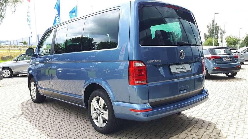 Gebraucht VW Transporter Freestyle 150 PS (110 kW) 2017 Acapulcoblau Van