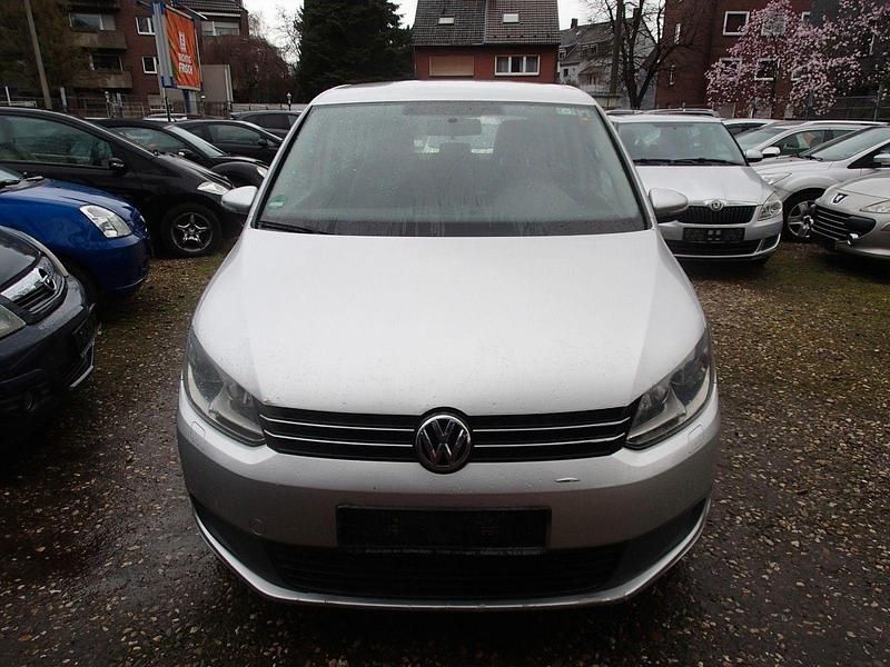 Gebraucht VW Touran 105 PS (77 kW) 2012 Silber Van / Kleinbus