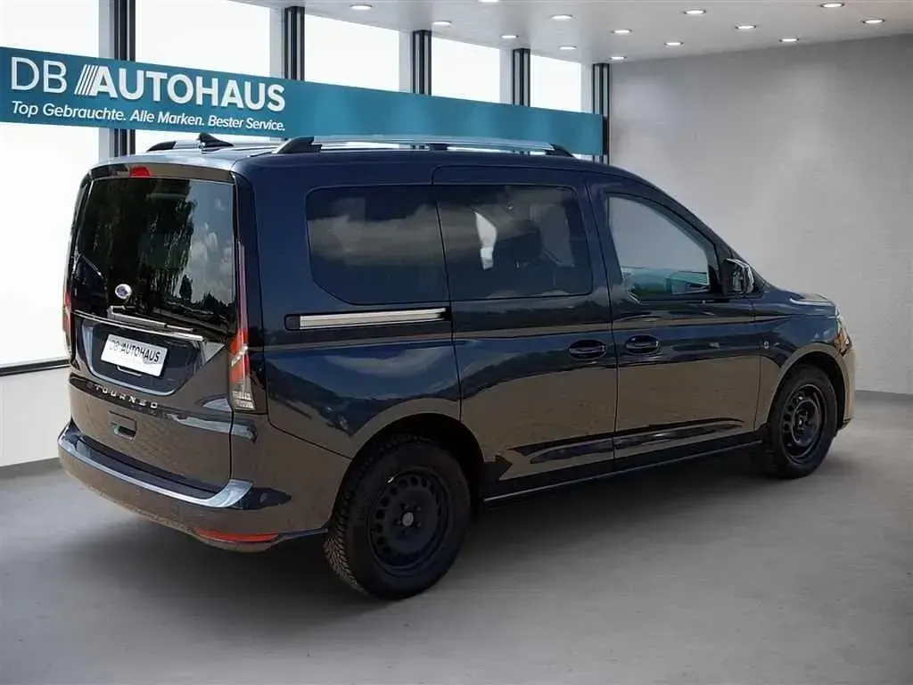 Gebraucht Ford Tourneo Connect Titanium 114 PS (83 kW) 2023 Blau Van / Kleinbus