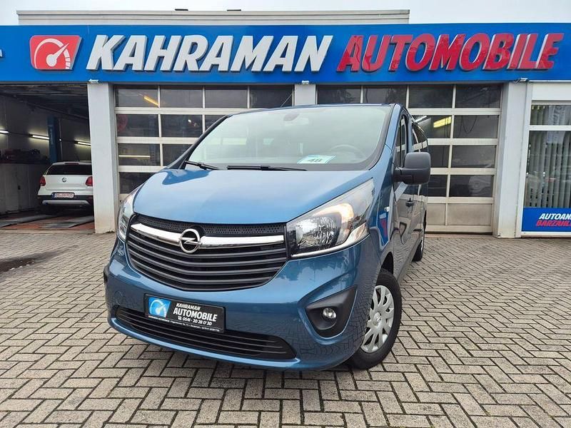 Panorama blau (mi2) Gebraucht 2019 Opel Vivaro Van / Kleinbus | 17.298 € (Teuer) - Bild 1/4