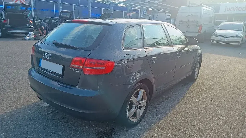 Gebraucht Audi A3 125 PS (91 kW) 2009 Grau Kleinwagen