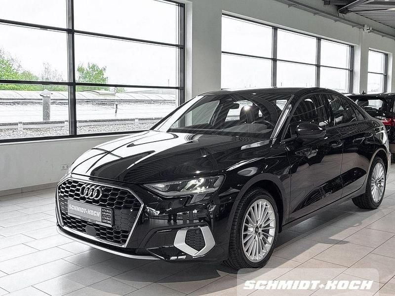 Gebraucht Audi A3 Advanced 110 PS (80 kW) 2022 Schwarz Limousine