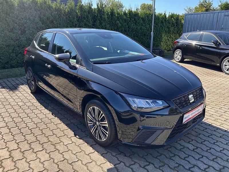 Gebraucht Seat Ibiza Style 95 PS (69 kW) 2024 Midnight schwarz metallic Limousine