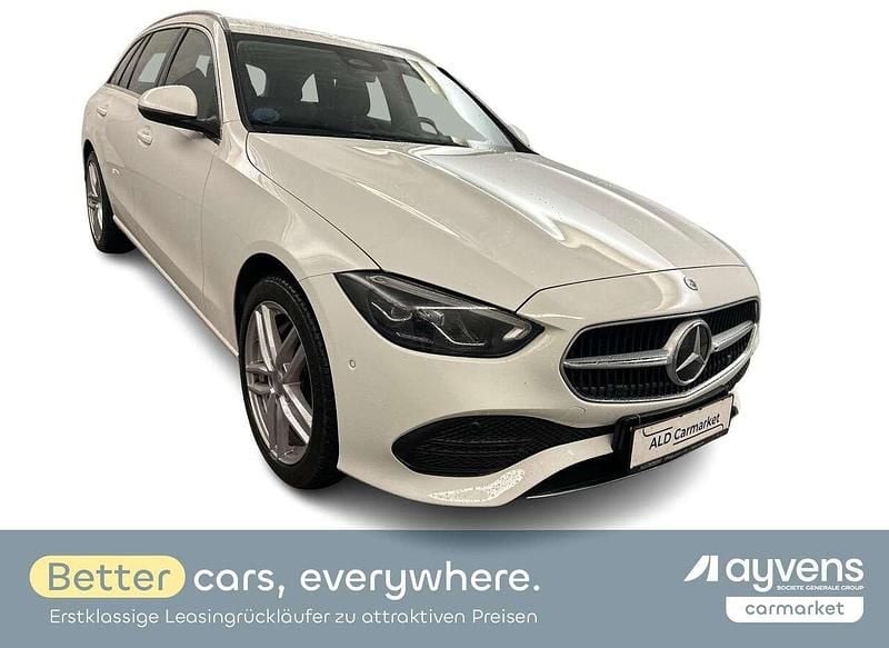 Gebraucht Mercedes C300e Avantgarde 204 PS (150 kW) 2022 Polarweiss  unilack Kombi