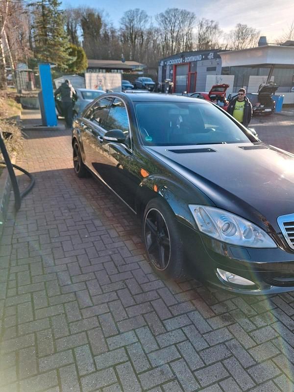 Usata Mercedes S320 235 CV (172 kW) 2007 Nero Berlina