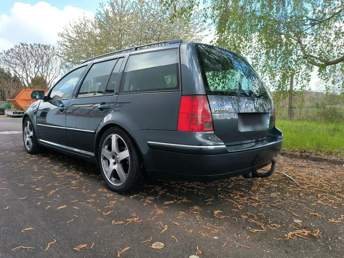 Gebraucht VW Bora 101 PS (74 kW) 2002 Grau Kombi