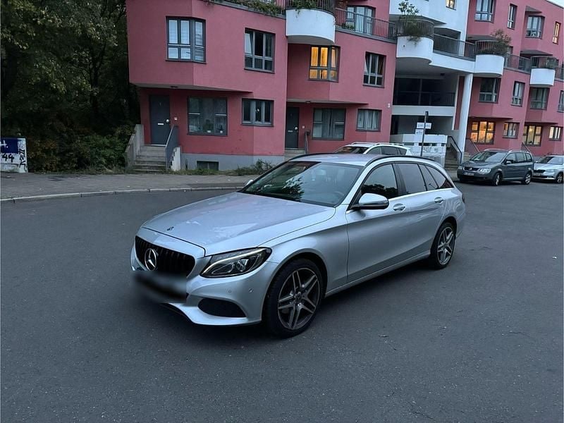 Gebraucht Mercedes C200 136 PS (100 kW) 2018 Silber Kombi